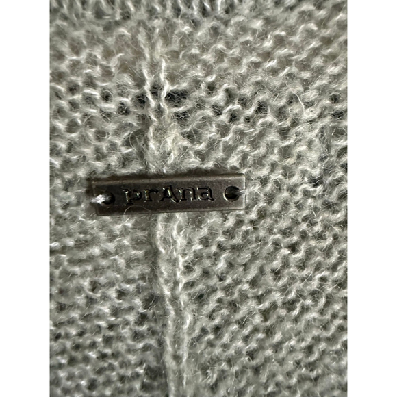 Women's prAna Gray Cable Knit Fringe Shelby Poncho Sweater M - Picture 5 of 6